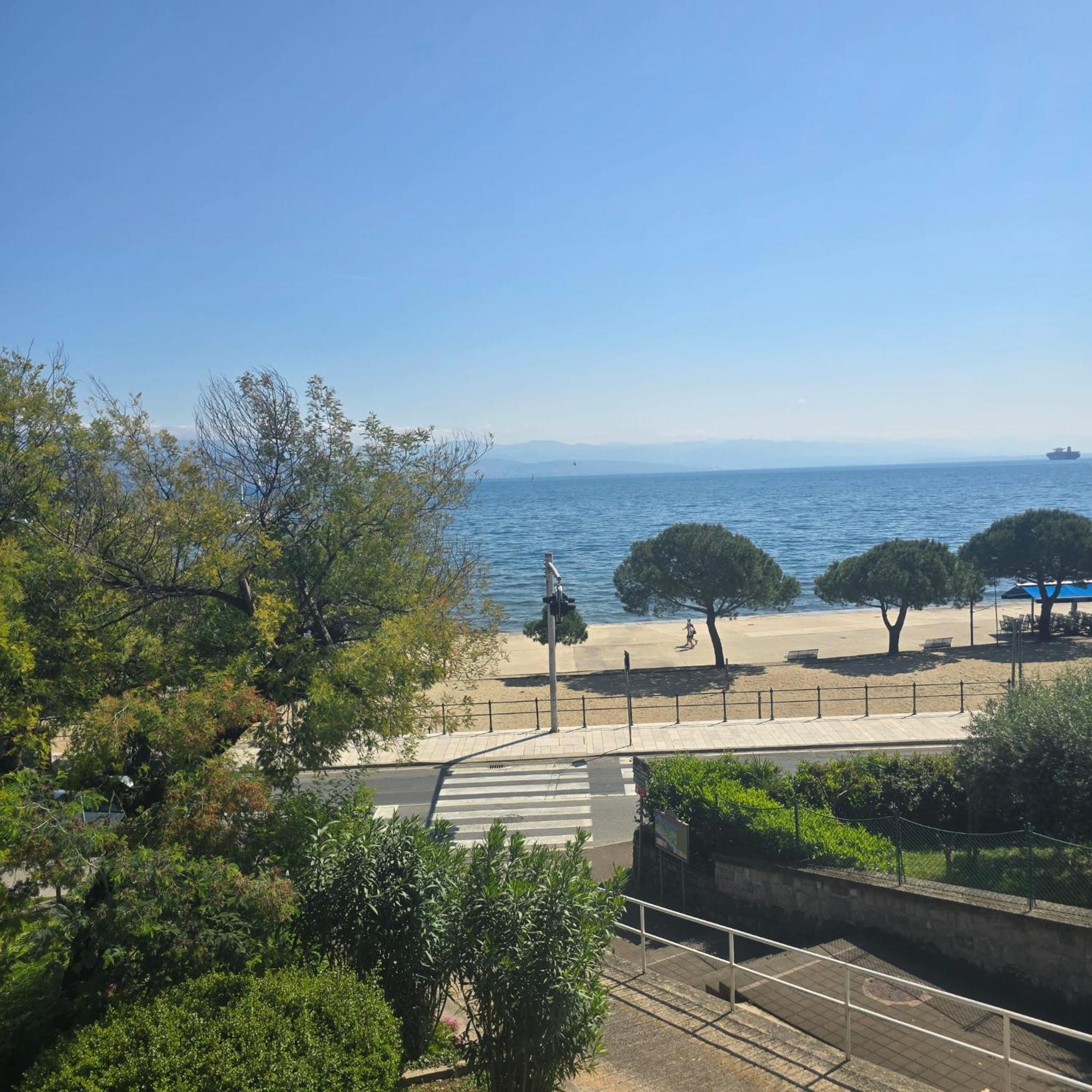 Apartments Opatija-Ičići الغرفة الصورة